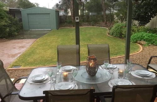 Callala Bay Cottage | Seaside Cottage - Cosy and Tranquil