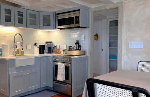 Rockport Cottage | Seaside Getaway Cottage w Deck, Parking, Ocean View, Shops