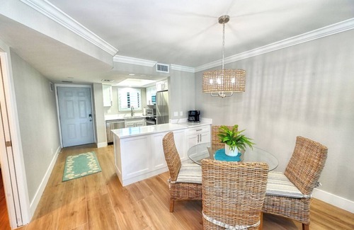 Mid Island Condo | Seaside Oasis at Seaside Resort Unit 309