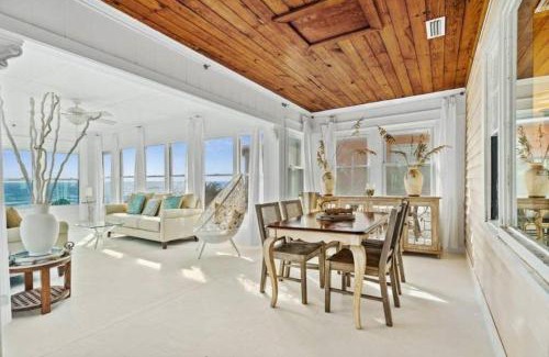 Kiska Beach House | Seaside Serendipity - Wonderful Private Beachfront Home - Beautiful!