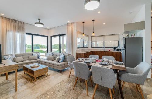 Telchac Puerto Apartment | Seaside Serenity