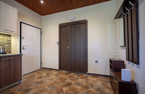 Nea Makri Apartment | Seaside Serenity Retreat – Nea Makri by ΜΡS