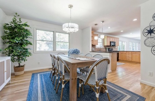 Hampton Bays House | Seaside Serenity with Huge Backyard & Pool. Dog-Friendly!n