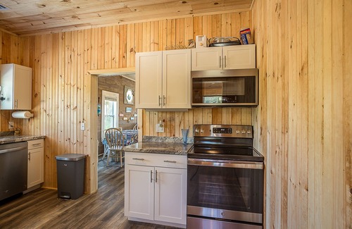 Carrabelle House | Seaside Sunrise 2BR/1BA beachfront home