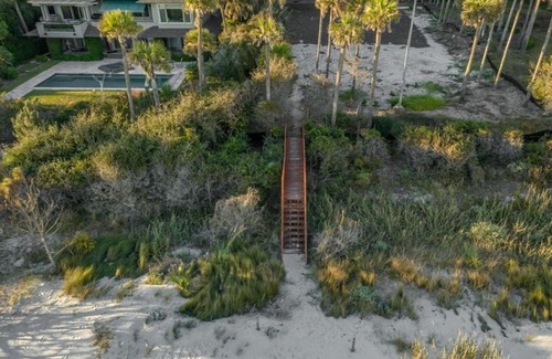 Oceanside House | Seaside Treasure by Five Star Properties