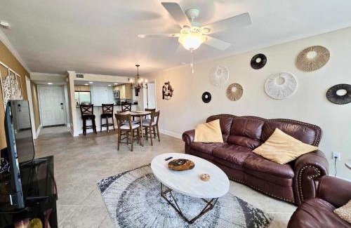 Biloxi Apartment | Seaside Treasure