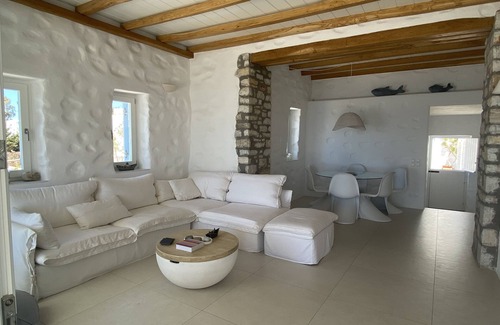 Drios Villa | Seaside Villa | Breathtaking view of the Aegean Islands next to a dreamy beach!