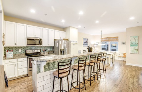 West Ocean City House | Seaside Village Townhouse w/Private W/D, Shared Pool, WiFi, AC - Soak Up The Sun