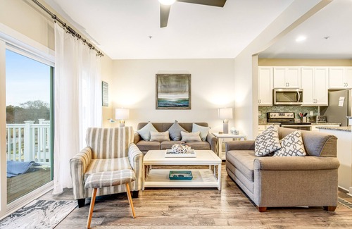 West Ocean City House | Seaside Village Townhouse w/Private W/D, Shared Pool, WiFi, AC - Soak Up The Sun