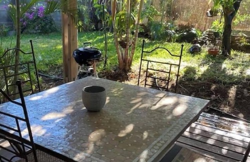 St Gilles-les-Bains Villa | Seasonal rental 200m from the lagoon and beach at La Saline les Bains. La Réunion