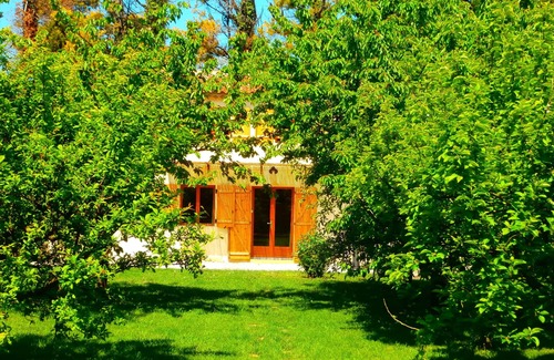 Le Thor Villa | Seasonal rental in the countryside, 5 min from all shops 10 min from Isle sur la Sorgue