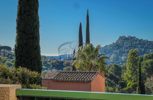 Rayol-Canadel-sur-Mer Apartment | Seasonal rental sea view 4 people residence with swimming pool in Pramousquier