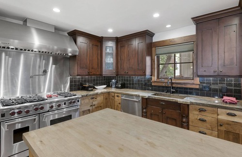 North Park City House | Seasonal specials-outdoor living areas Luxe, large Walk 2 lift&town! Gameroom,AC