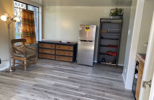 Telluride Apartment | Seasonal studio rental! Sunny side Telluride studio apt. available!