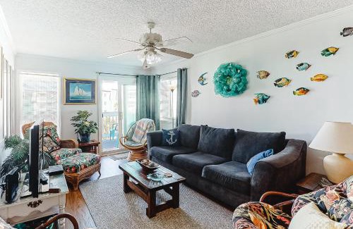 Morehead City Apartment | Seaspray 224