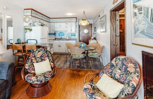 Morehead City Apartment | Seaspray 224