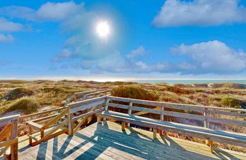 Morehead City Apartment | Seaspray 320