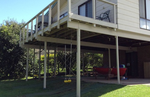 Cape Woolamai House | Seaspray Getaway Holiday House with Stunning Ocean Views. Ideal for families.