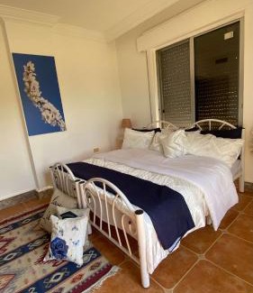 Sweimeh Apartment | SeaStar Sea View apartment 10 minutes away from beach