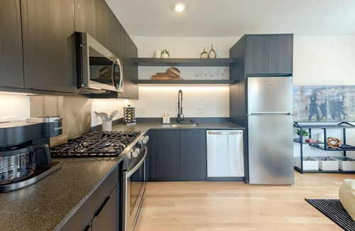 Wallingford House | Seattle Charm|Near University|3 BR|W&D|WIFI