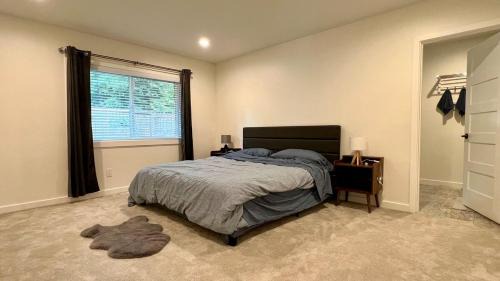 Wedgwood House | Seattle Maple Haven in Wedgwood