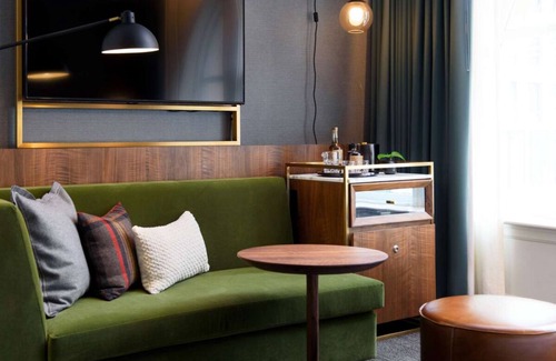 Downtown Seattle Hotel | Seattle Stay! Restaurant, Bike Rental, Close to Seattle Aquarium