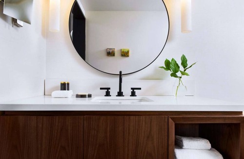 Downtown Seattle Hotel | Seattle Stay! Restaurant, Bike Rental, Close to Seattle Aquarium