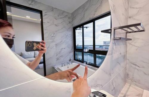 Taman Melaka Raya Apartment | Seaview Astronaut Studio@Melaka宇航员马六甲海景公寓