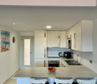 Casares del Mar Apartment | Seaview Boutique del MAR Luxury 3 rooms
