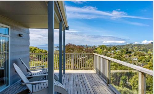 Onetangi House | Seaview Escape, Onetangi