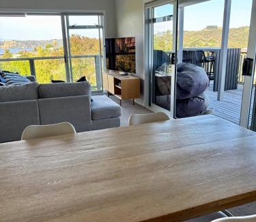Onetangi House | Seaview Escape, Onetangi