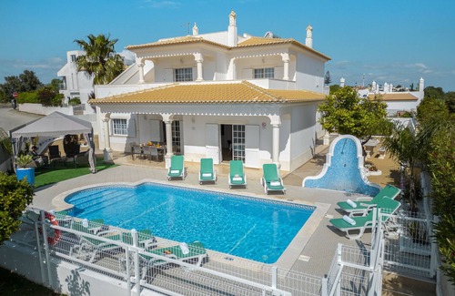 Cerro de Aguia Villa | Seaview, Heatable Pool & BBQ in Albufeira