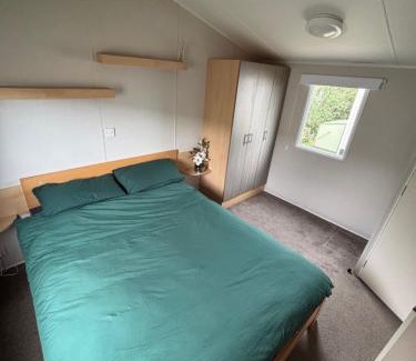 Swalecliffe House | Seaview Holiday Rentals - Rear Park