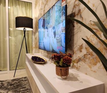 Downtown Kota Kinabalu Apartment | Seaview Luxury Suites at The Shore Kota Kinabalu