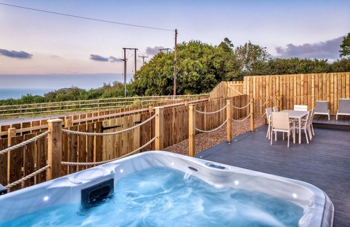 Hele Apartment | Seaview Three Bedroom Residence with Hot Tub and Sauna