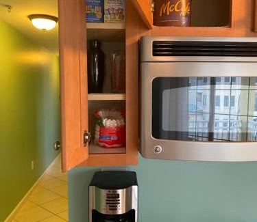 North Wildwood Apartment | Seawall Strolls & Sunset Sips - Ocean View