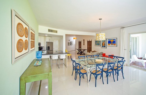 Cabarete Apartment | Seawinds Family Retreat, Spacious 3 Bdrm on Garden Floor