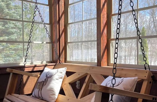 Gaylord House | Secluded 10-Acre Retreat Near Treetops Golf & Downtown!