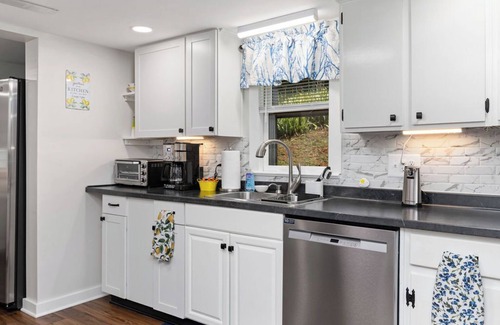 Afton House | Secluded 20+ Acre Retreat Near Brew & Wine Trails