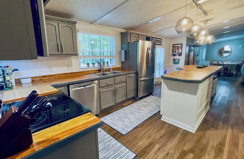 Fennville Cottage | Secluded 3-bedroom cottage near the beach w/hot tub/sauna, game room, fire pit.