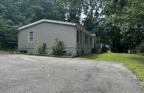Cherokee House | Secluded 4BR House Near Cherokee Casino & Smoky Mountains