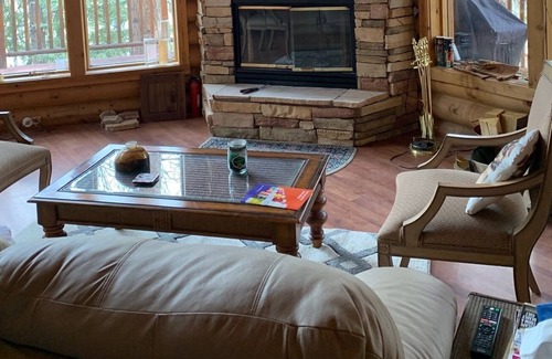 Mammoth Creek House | SECLUDED A FRAME LOG CABIN OVERLOOKING IPSON CREEK AT PANGUITCH LAKE