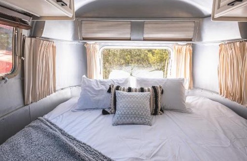 Fredericksburg Other | Secluded Airstream with Hot Tub, Wifi, BBQ, AC
