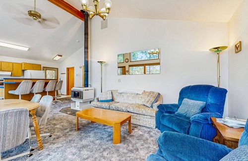 Hayden House | Secluded akefront home with private dock, two-level deck, & BBQ area