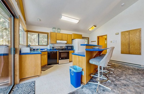 Hayden House | Secluded akefront home with private dock, two-level deck, & BBQ area