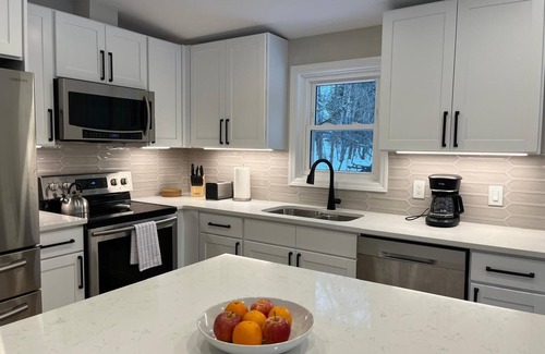 Tannersville House | Secluded All new 6 Bedroom Retreat With Game Room & Playground