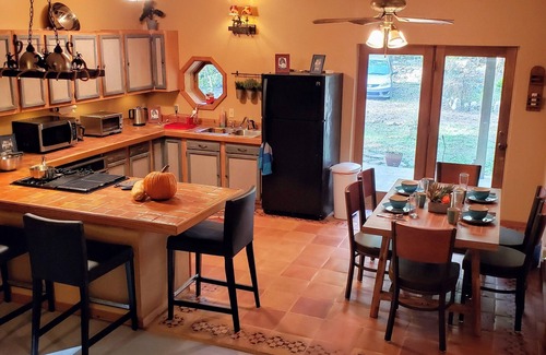 Sequatchie House | Secluded, amazing artesian home in beautiful Coppingers Cove - outdoor paradise