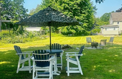 New London Apartment | Secluded - Beaches/Casinos/Mystic/Parks/Spas/Shops