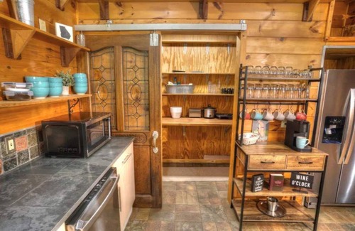 Helen Cabin | Secluded Cabin for a memorable family experience
