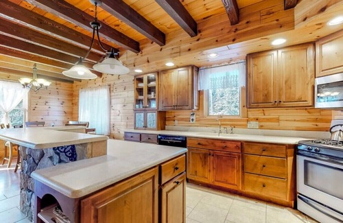 Greenville Cabin | Secluded Cabin In the Maine Woods